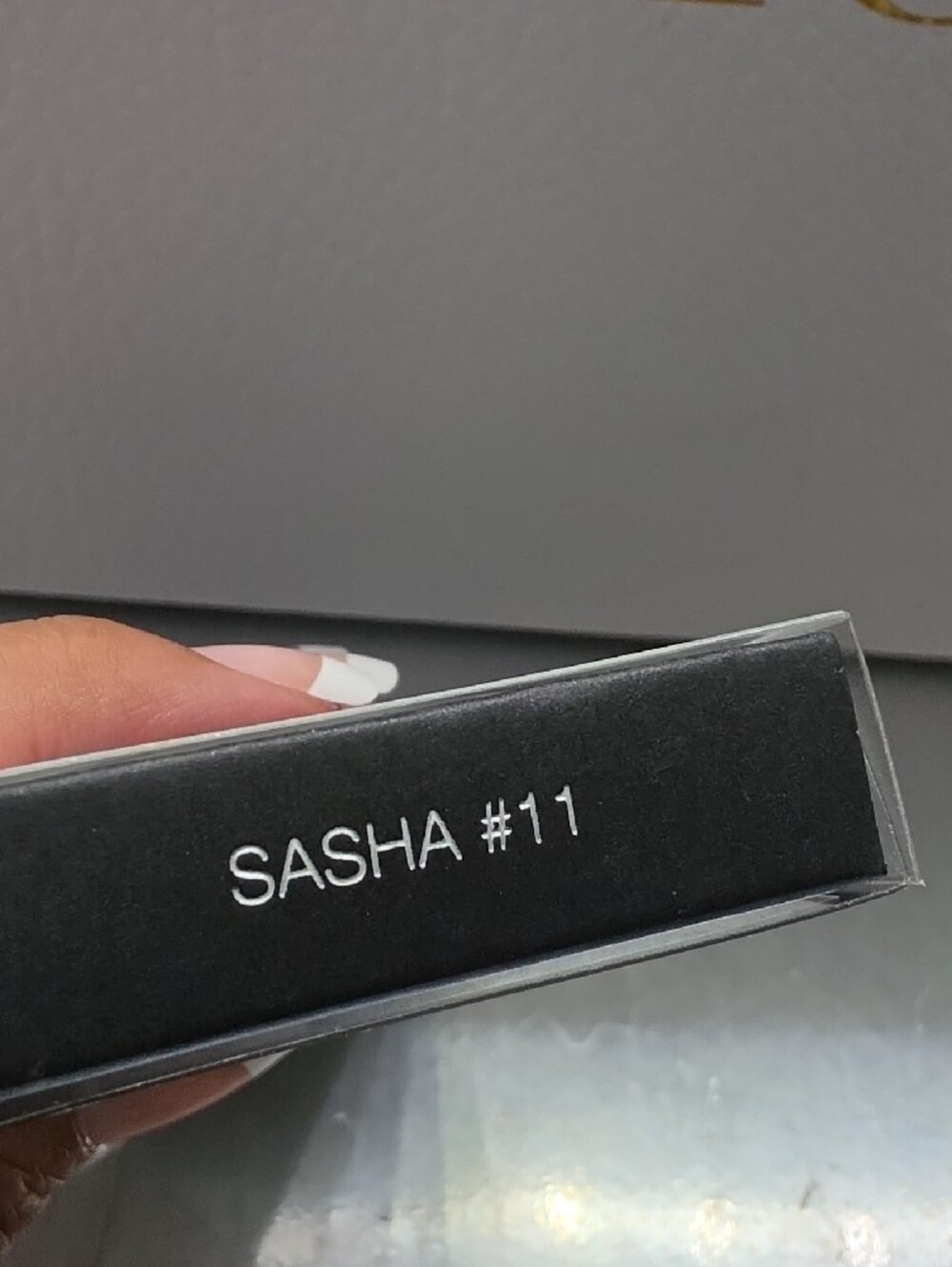 HUDA BEAUTY Sasha #11 Classic False Lashes - Picture 5 of 5